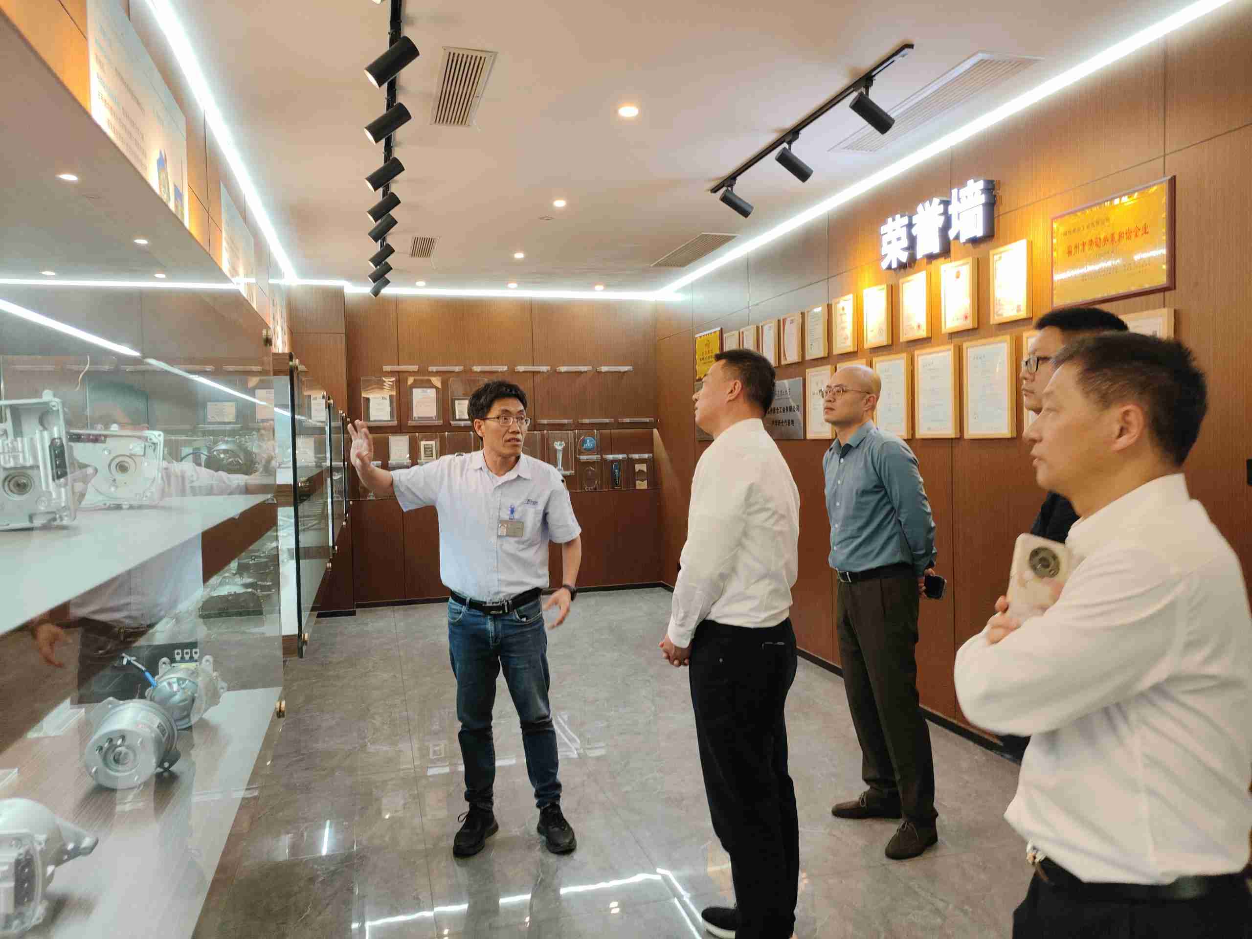 ��ҳ-�������ǲ��ֻ���